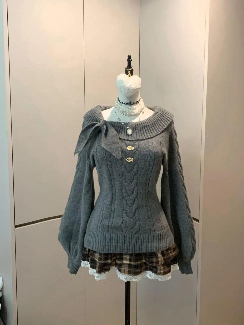 Preppy Bow-Detail Long-Sleeve Sweater