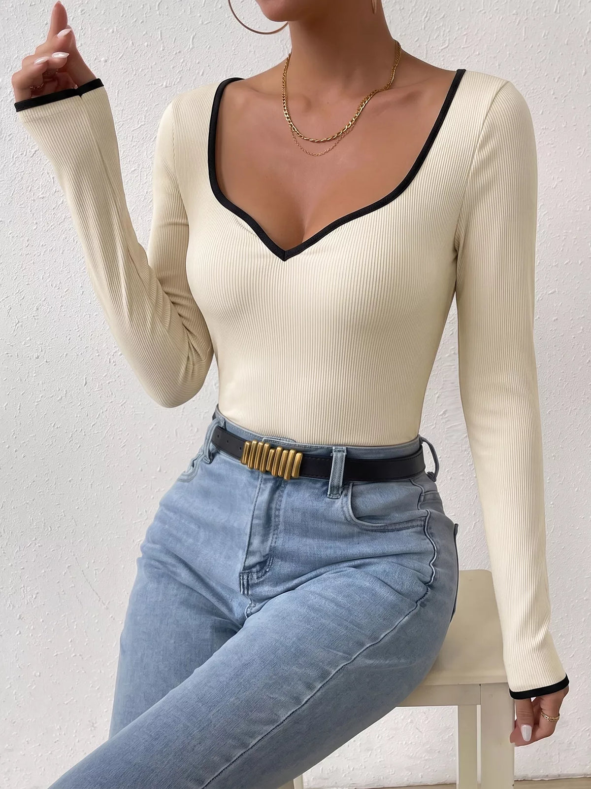 Ribbed Sweetheart Neckline Contrast Trim Long Sleeve Bodysuit - Draped in Grace